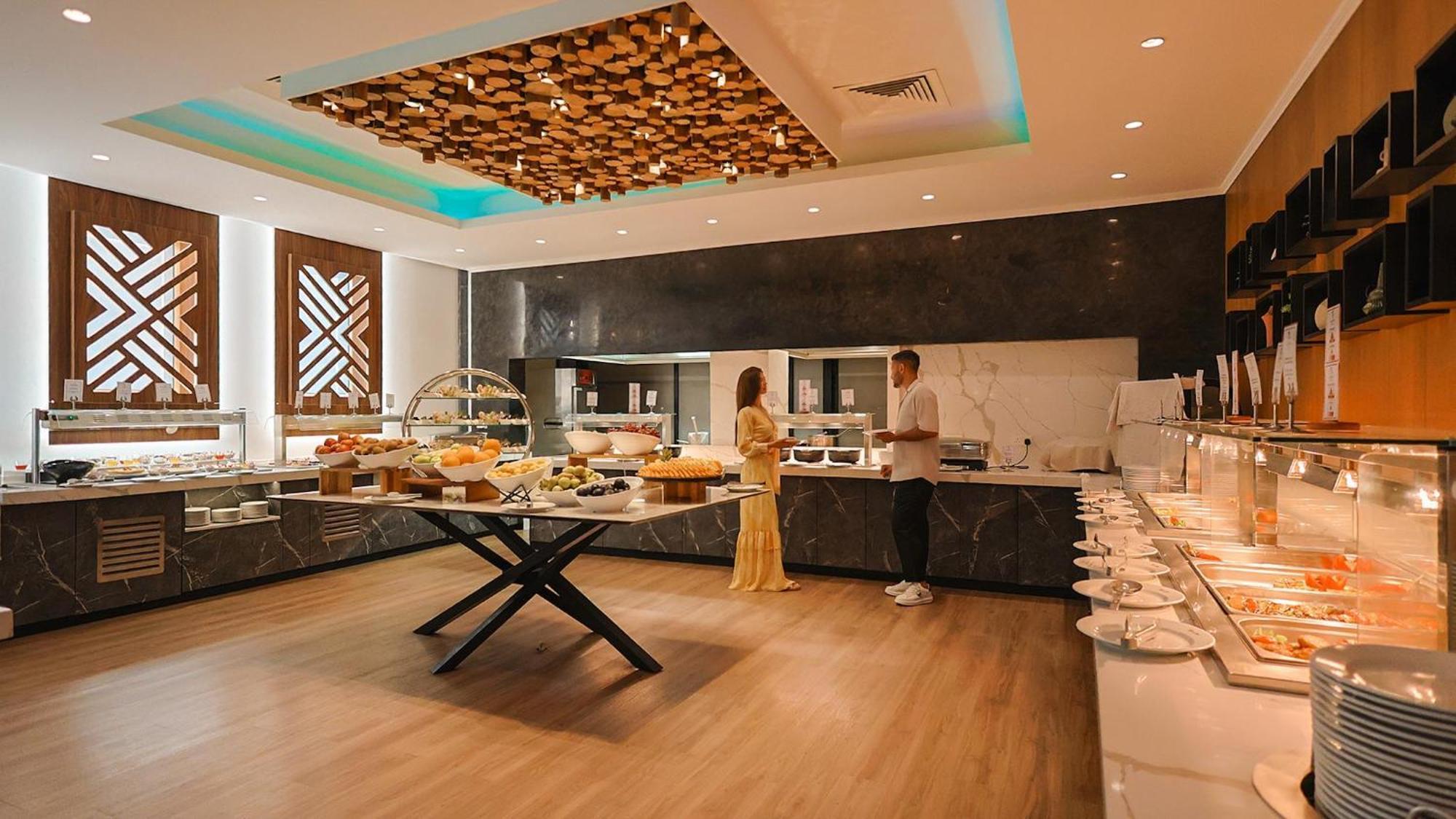 Cavo Maris Otel Protaras