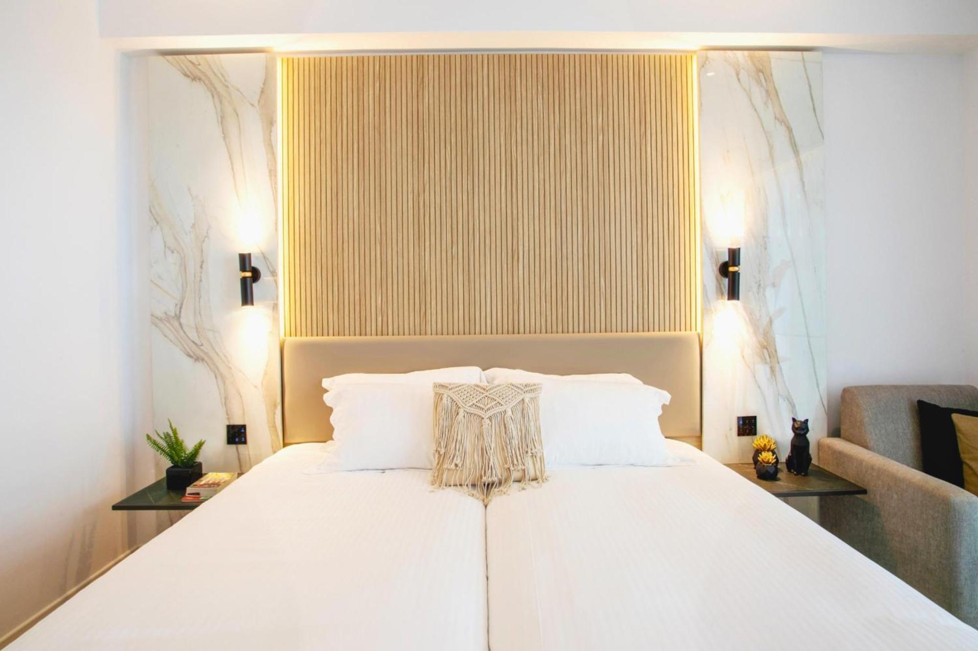 Cavo Maris Отель 4*